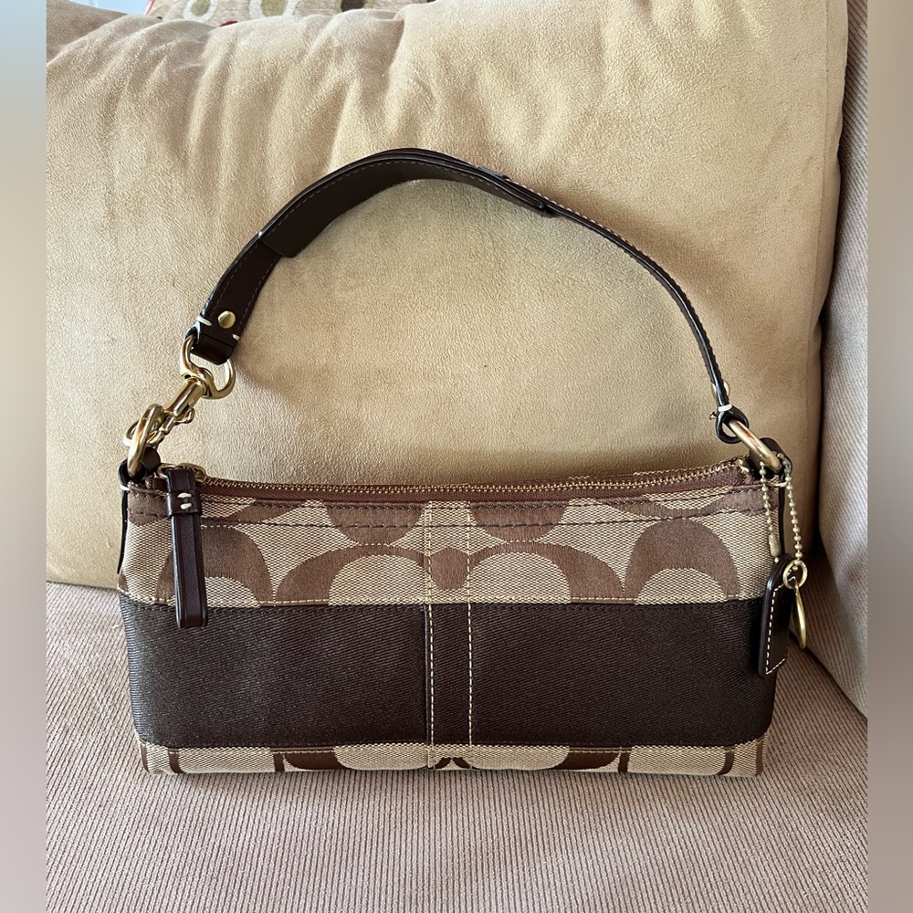 COACH 07’ #11096 Signature Stripe Hobo! Khaki /Brass!!